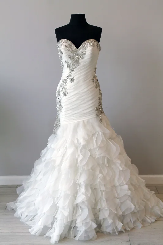 New Deals Allure Bridals 9012