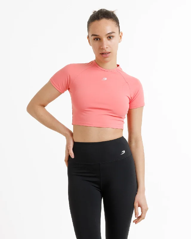 Best Bargains Training Short Sleeve Crop Top - Pink