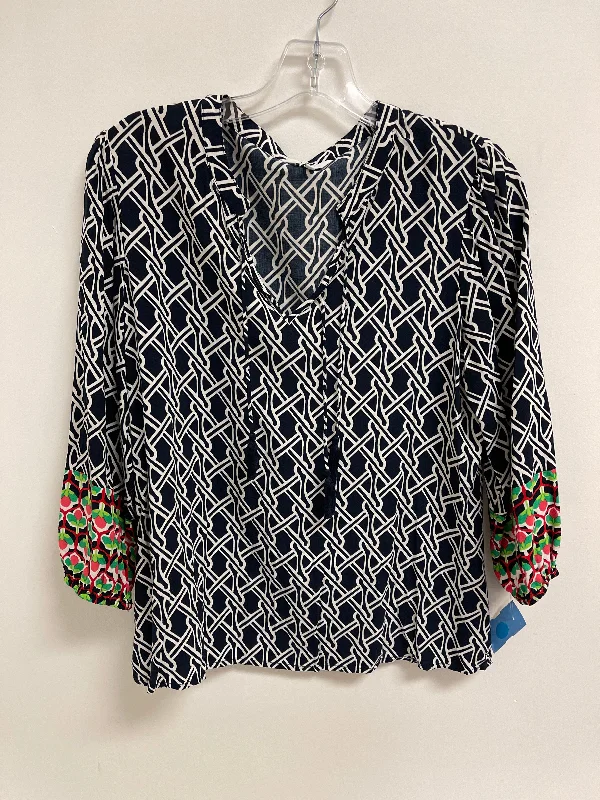 Top Long Sleeve By Crown And Ivy In Blue & White, Size: Xs