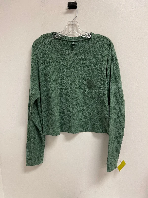 Top Long Sleeve By Wild Fable In Green, Size: L