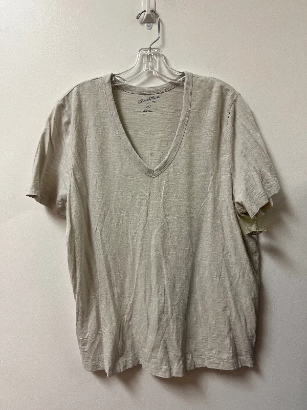 Top Short Sleeve Basic By Universal Thread In Cream, Size: Xl